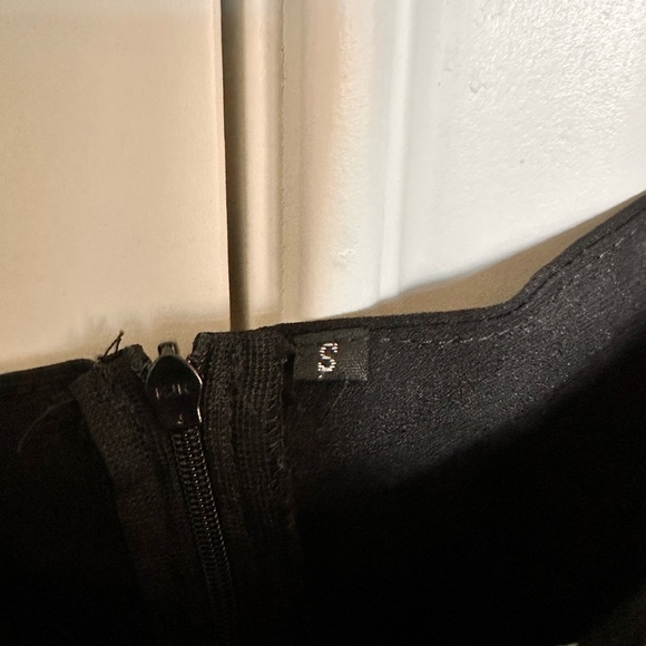 Black jumpsuit with pockets - Picture 4 of 11